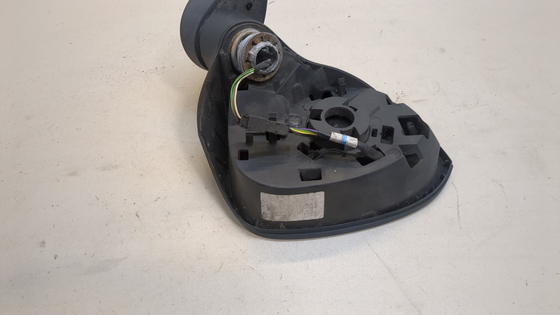 Зеркало правое электрическое