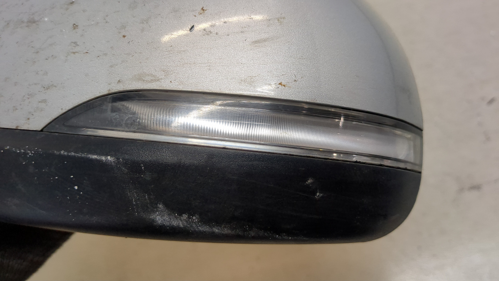 Зеркало левое электрическое