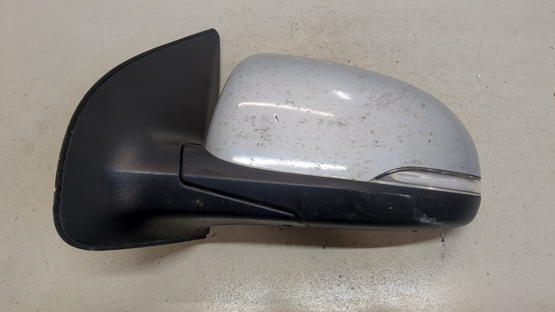 Зеркало левое электрическое