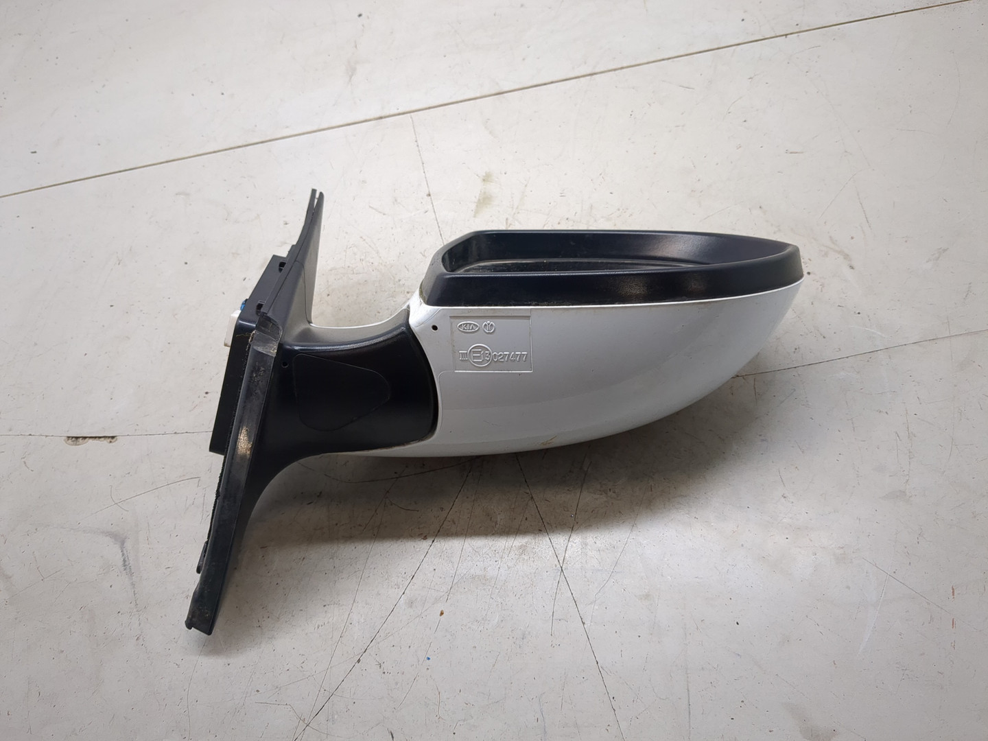 Зеркало правое электрическое