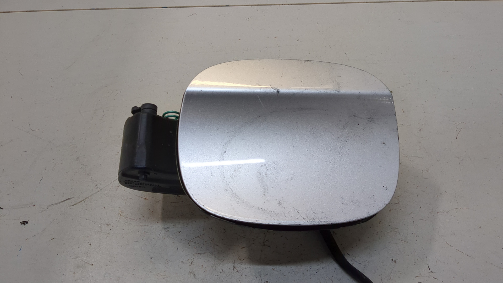 Лючок бензобака