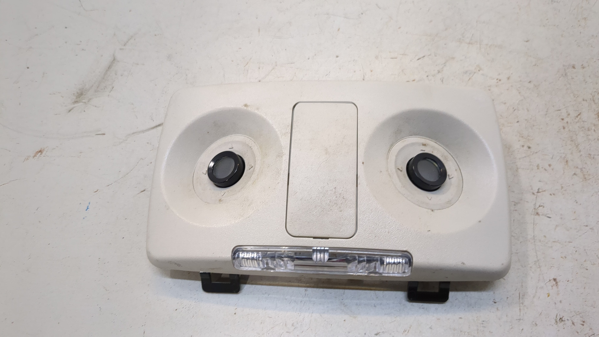 Плафон салонный