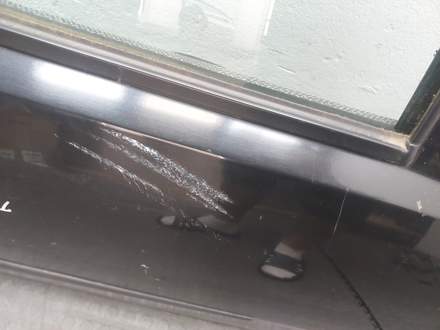 Дверь передняя правая