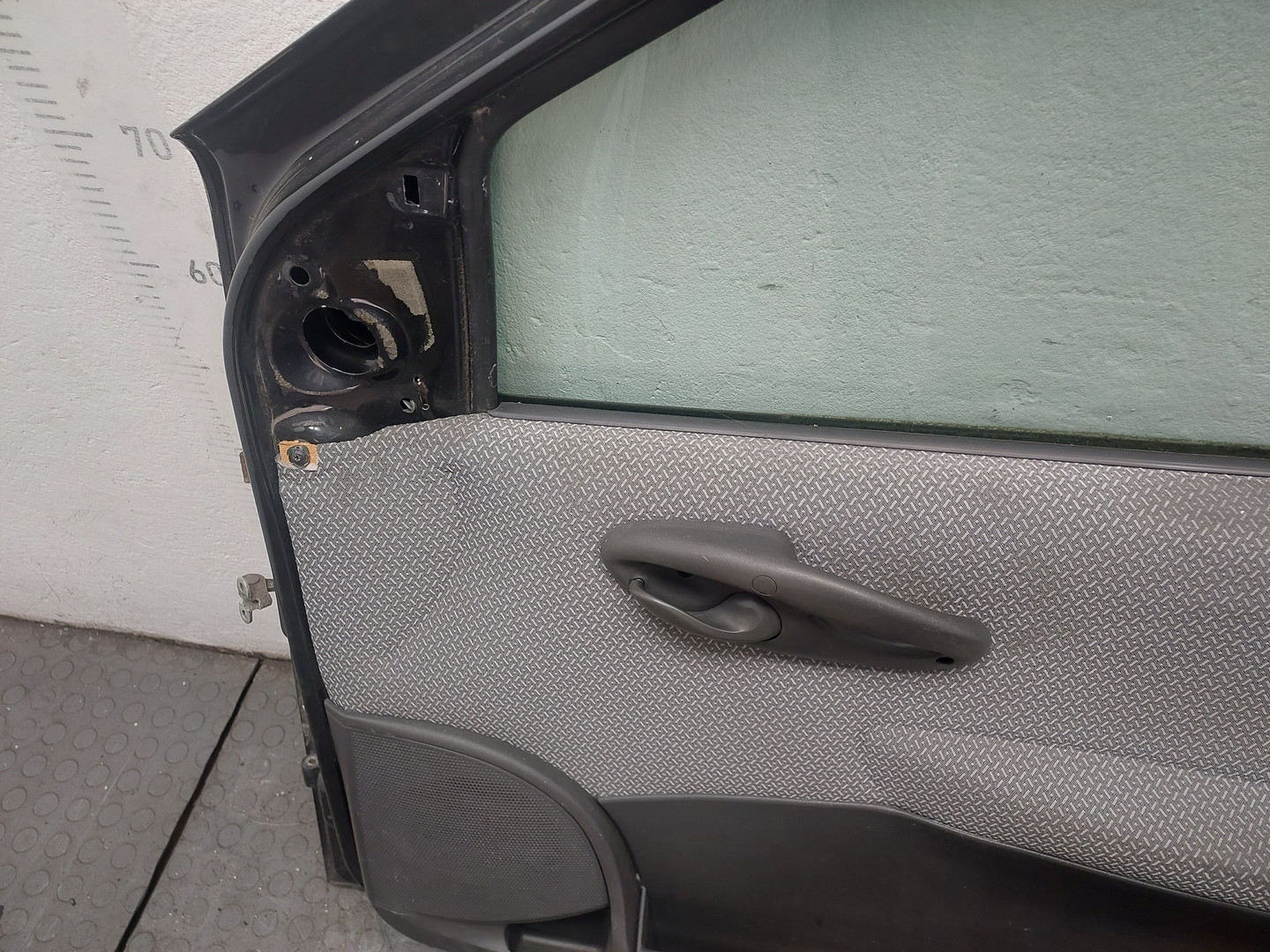 Дверь передняя правая