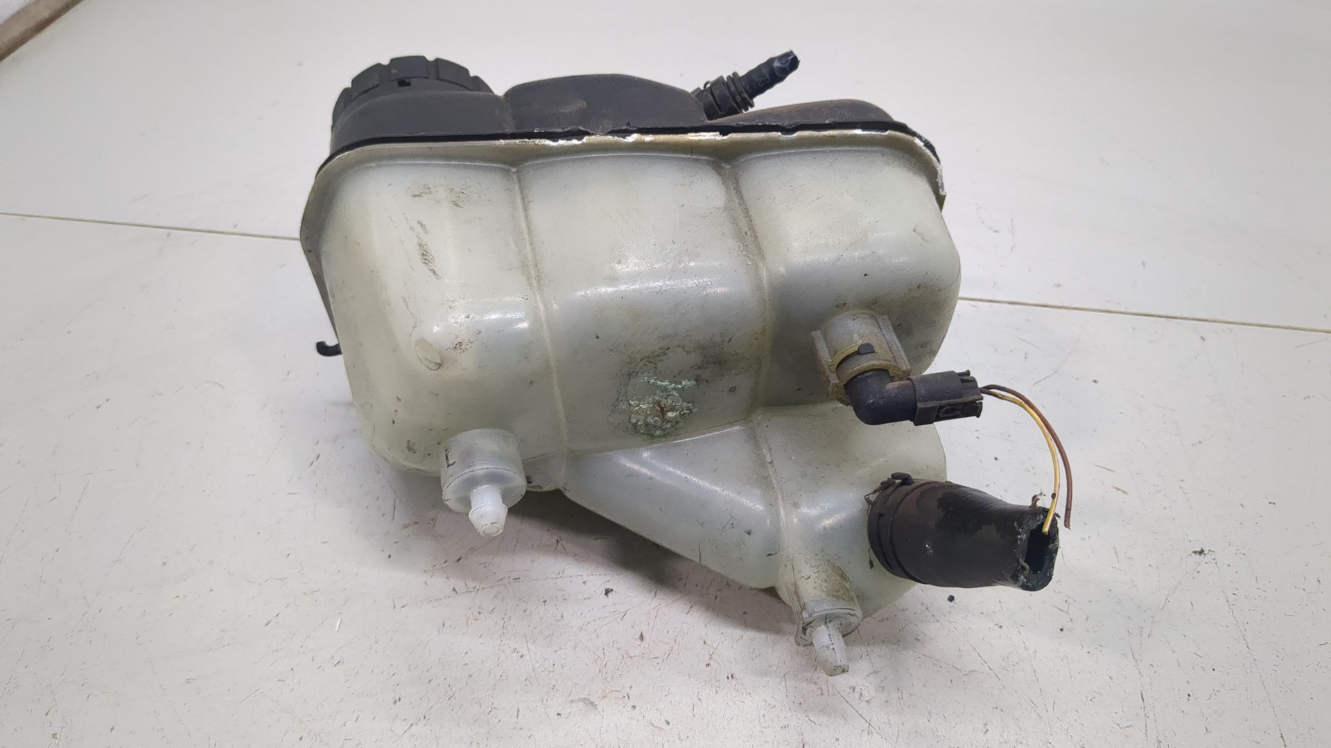 Бачок расширительный