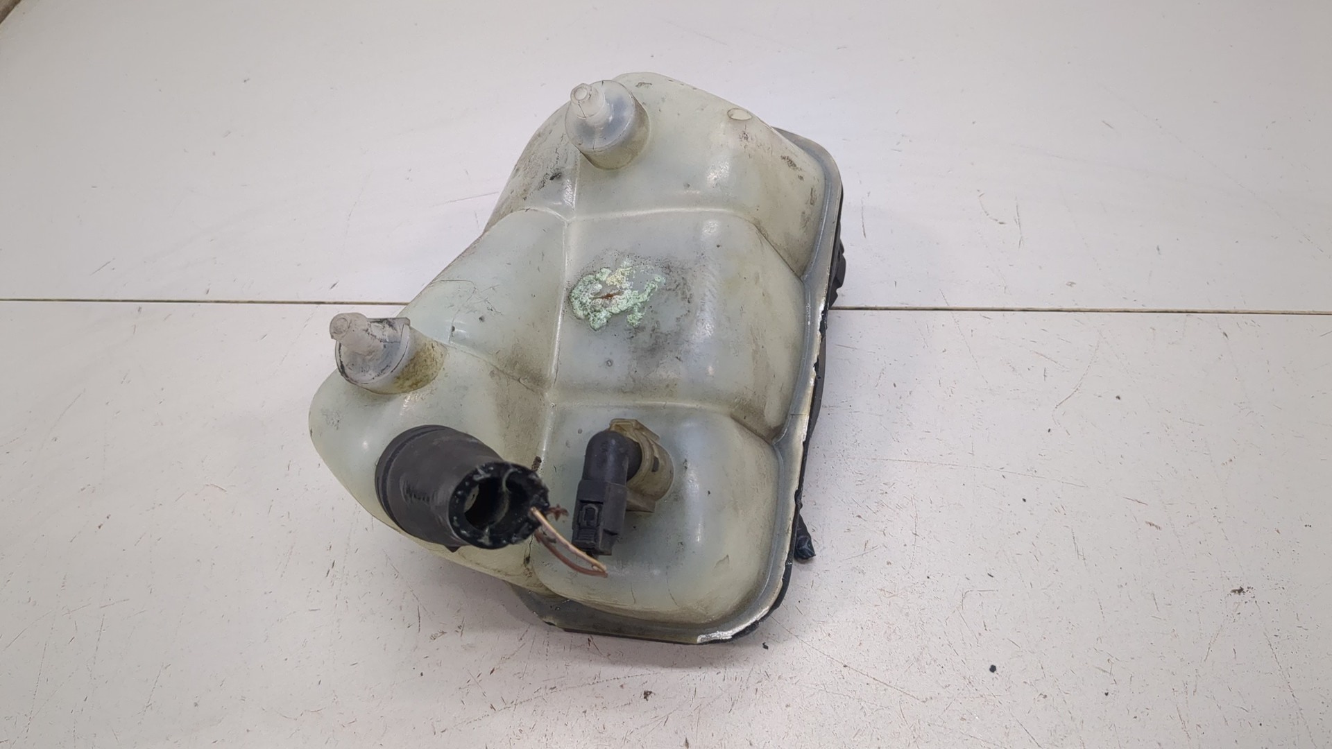 Бачок расширительный