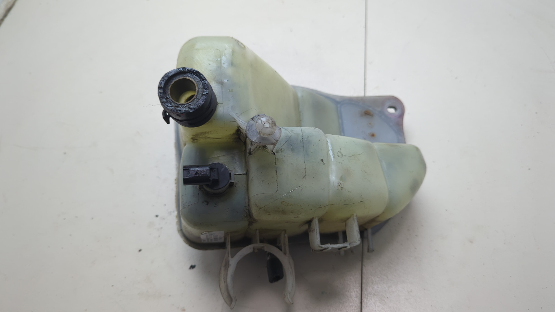 Бачок расширительный