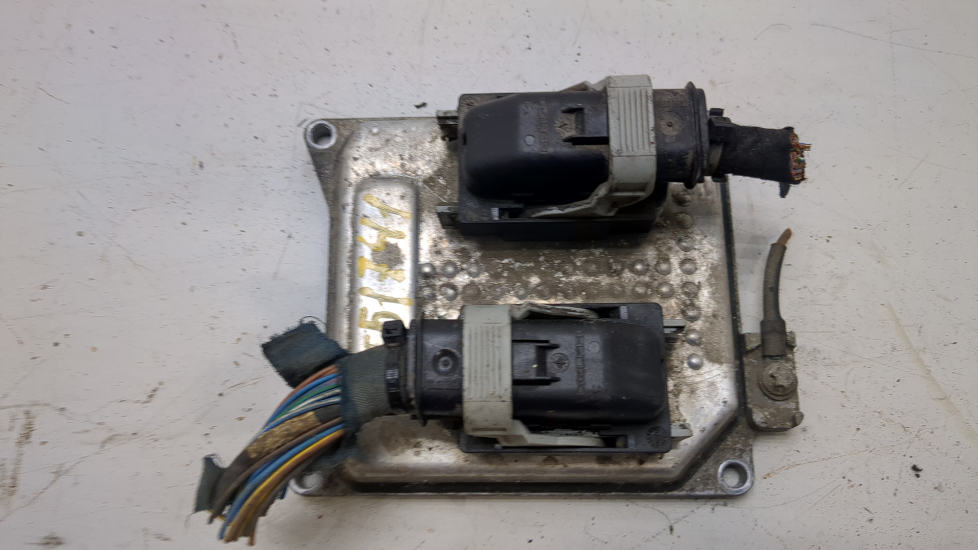 Блок управления двигателем