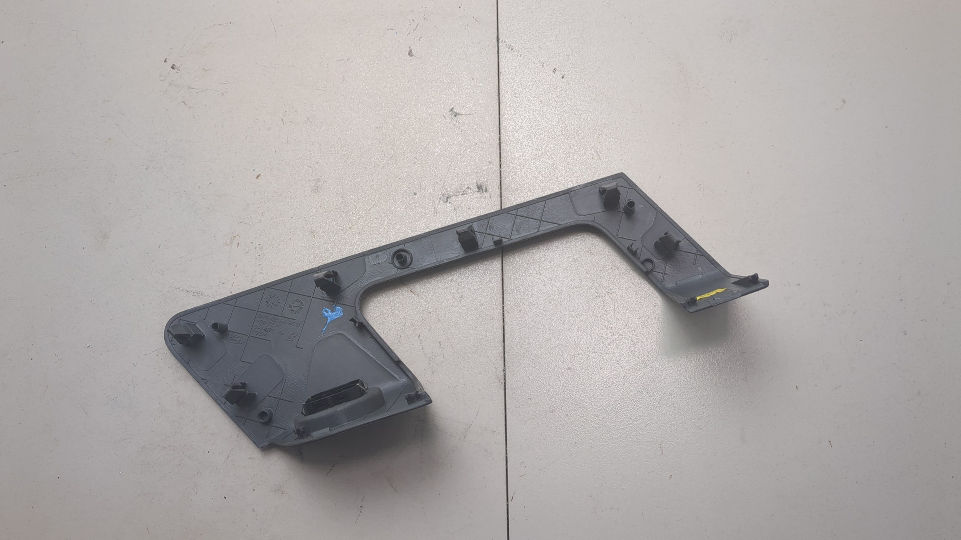 Кнопка стеклоподъемника