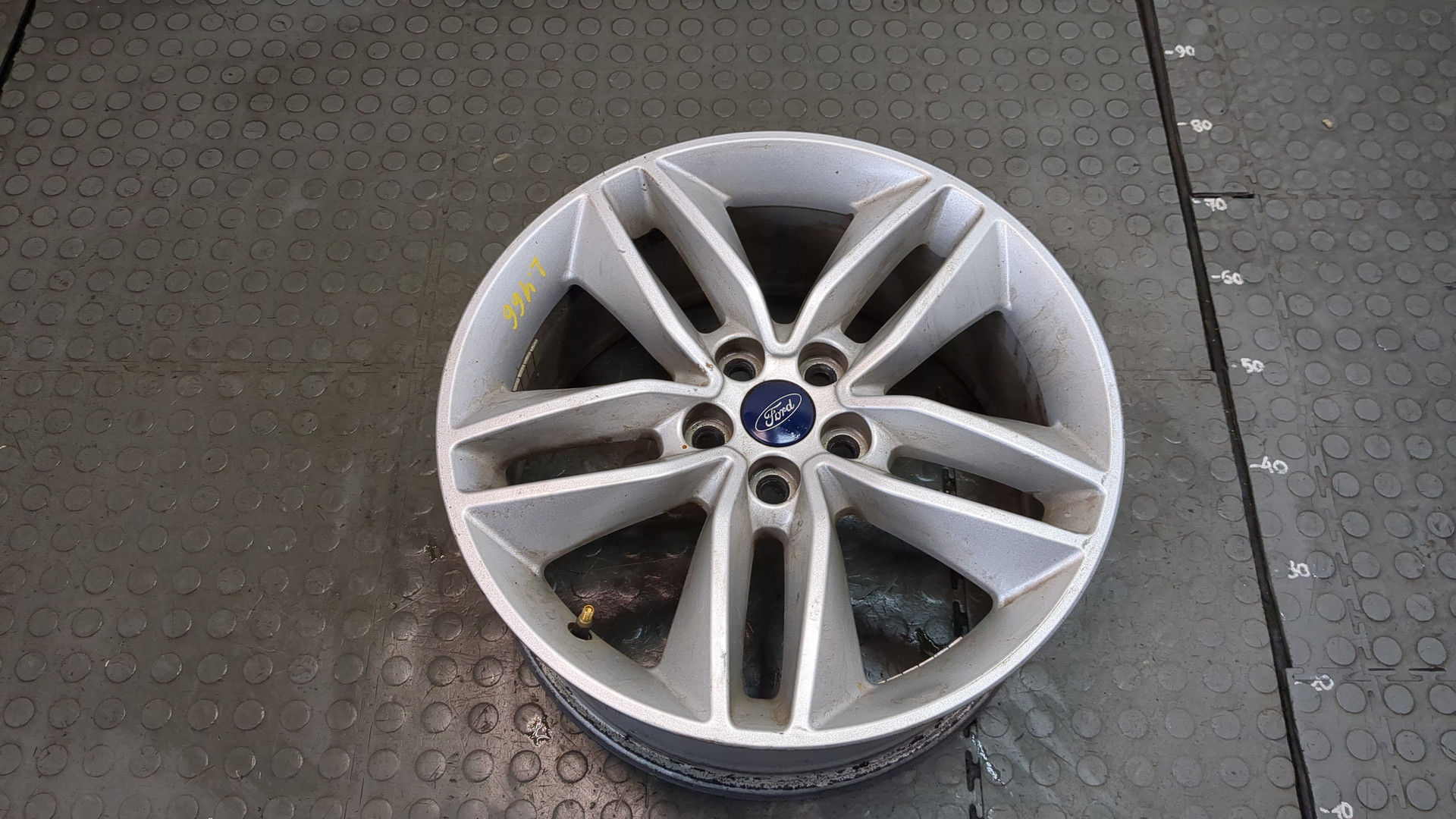 Диск колесный литой легкий сплав