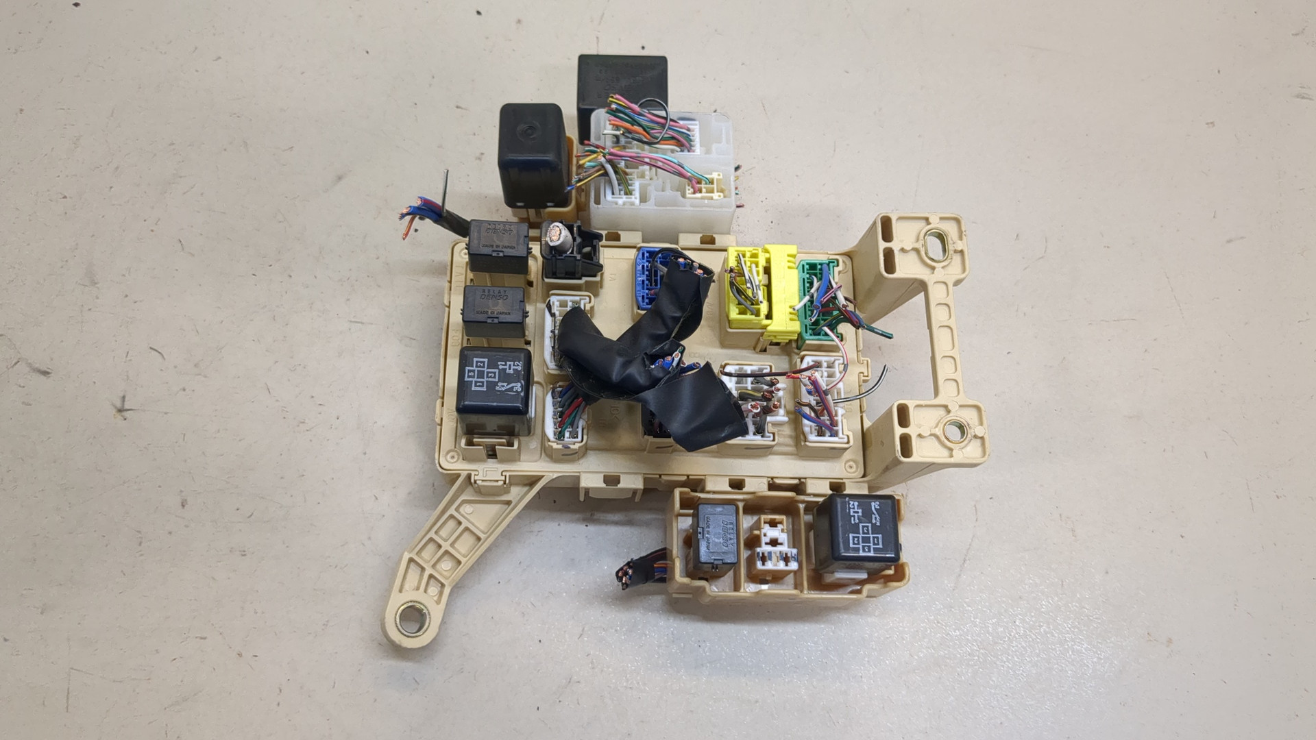 Блок предохранителей