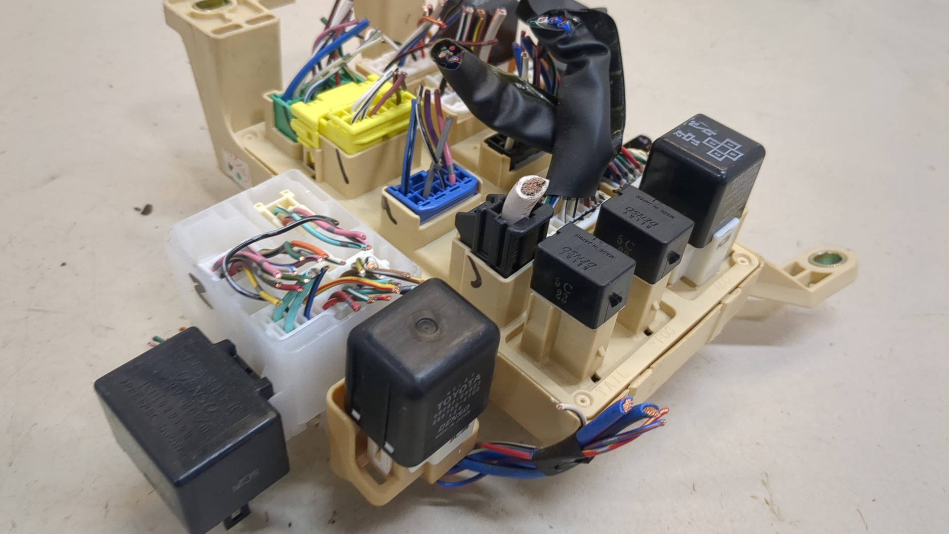 Блок предохранителей