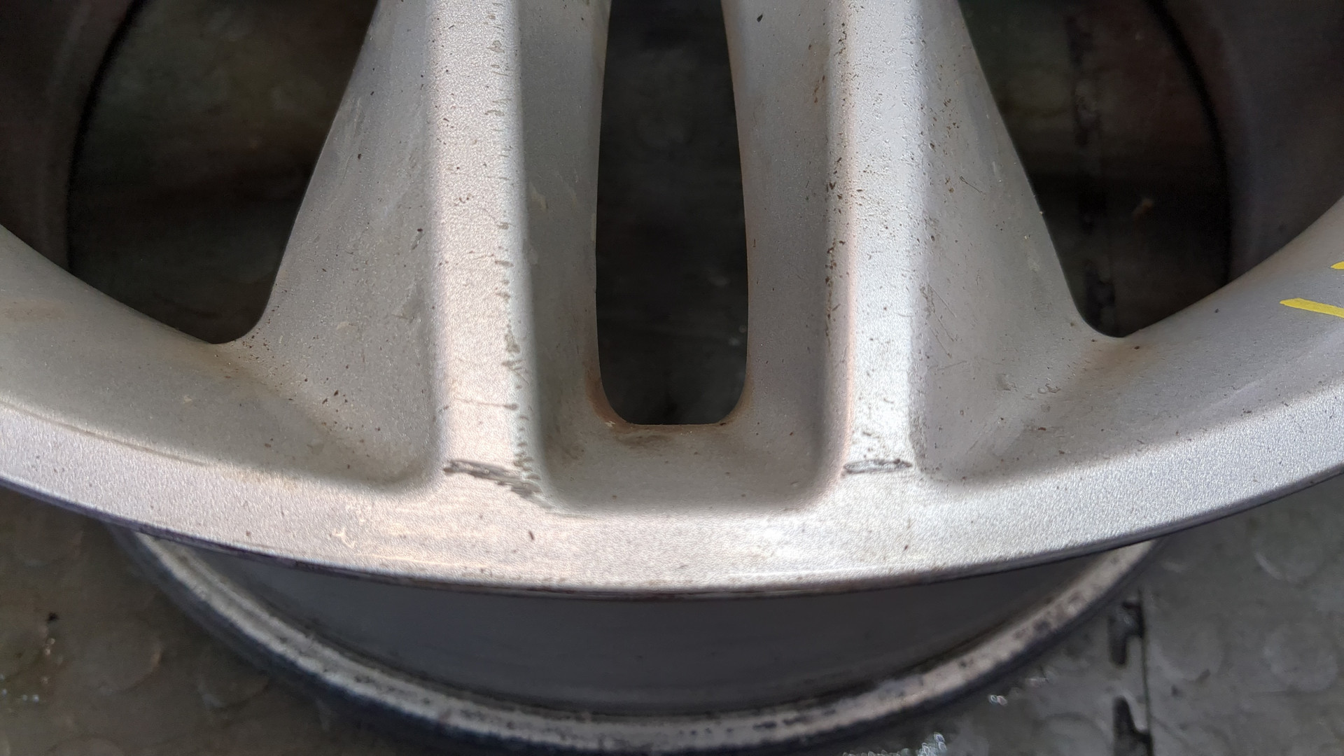 Диск колесный литой легкий сплав