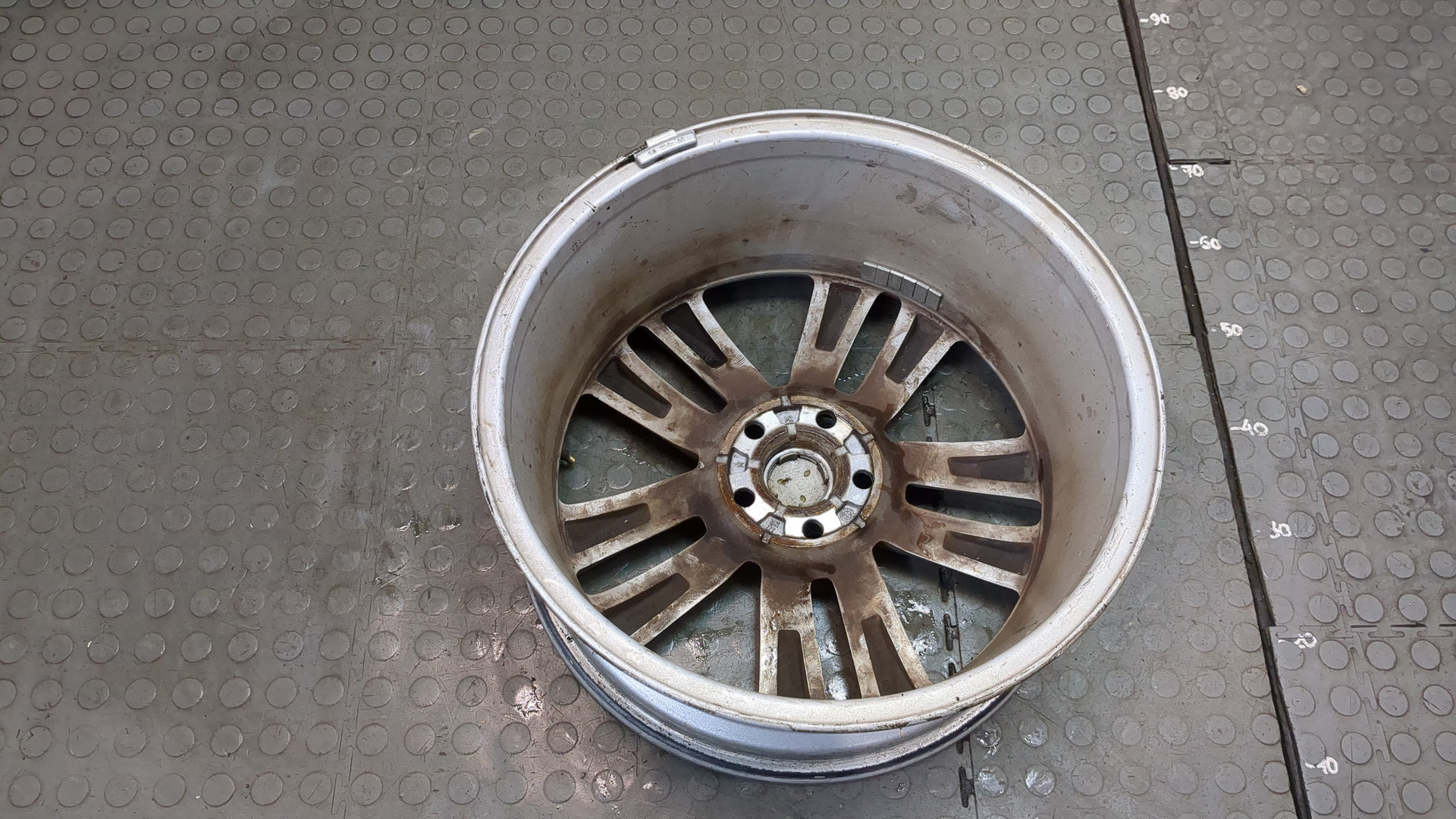 Диск колесный литой легкий сплав