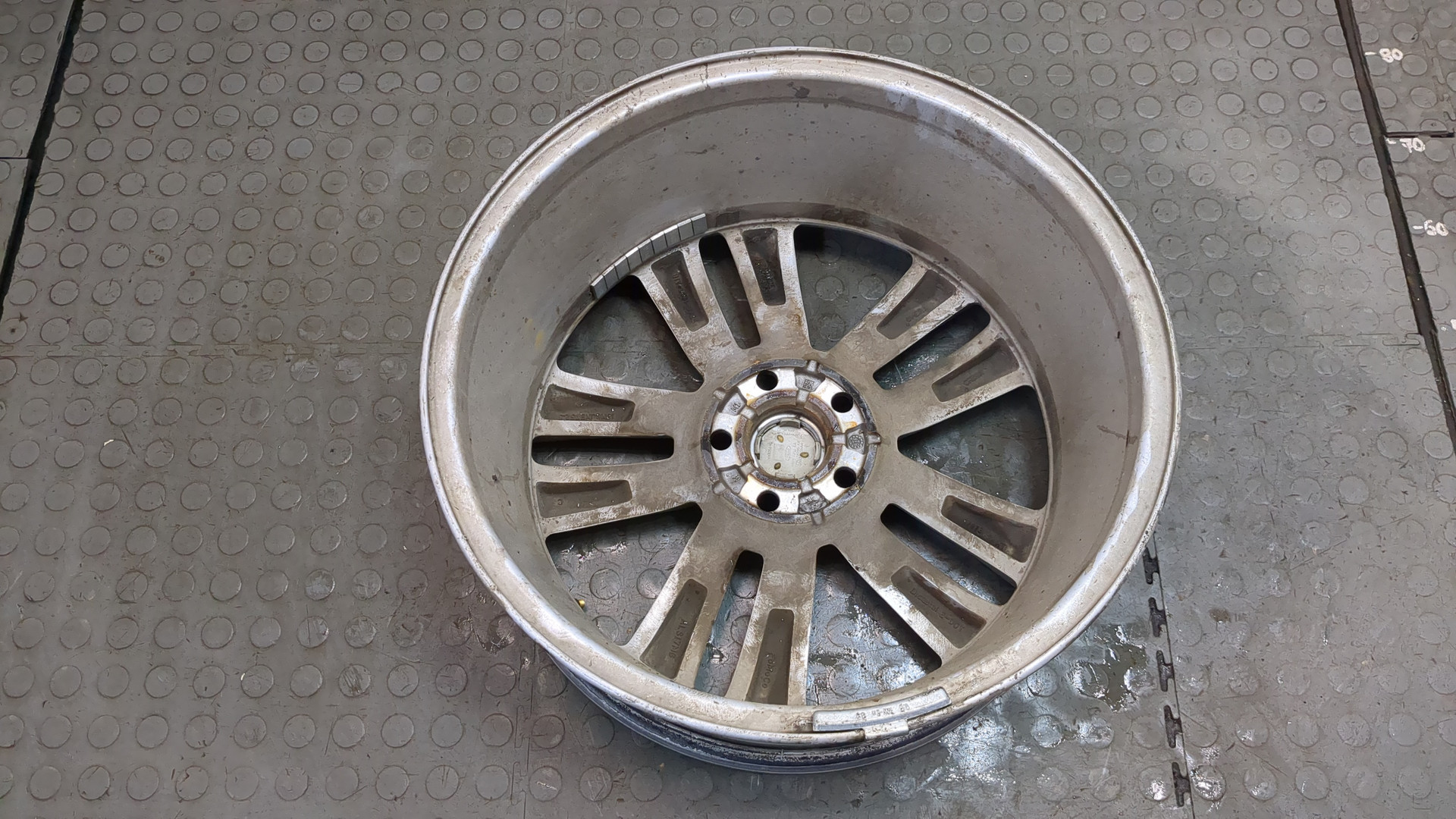 Диск колесный литой легкий сплав