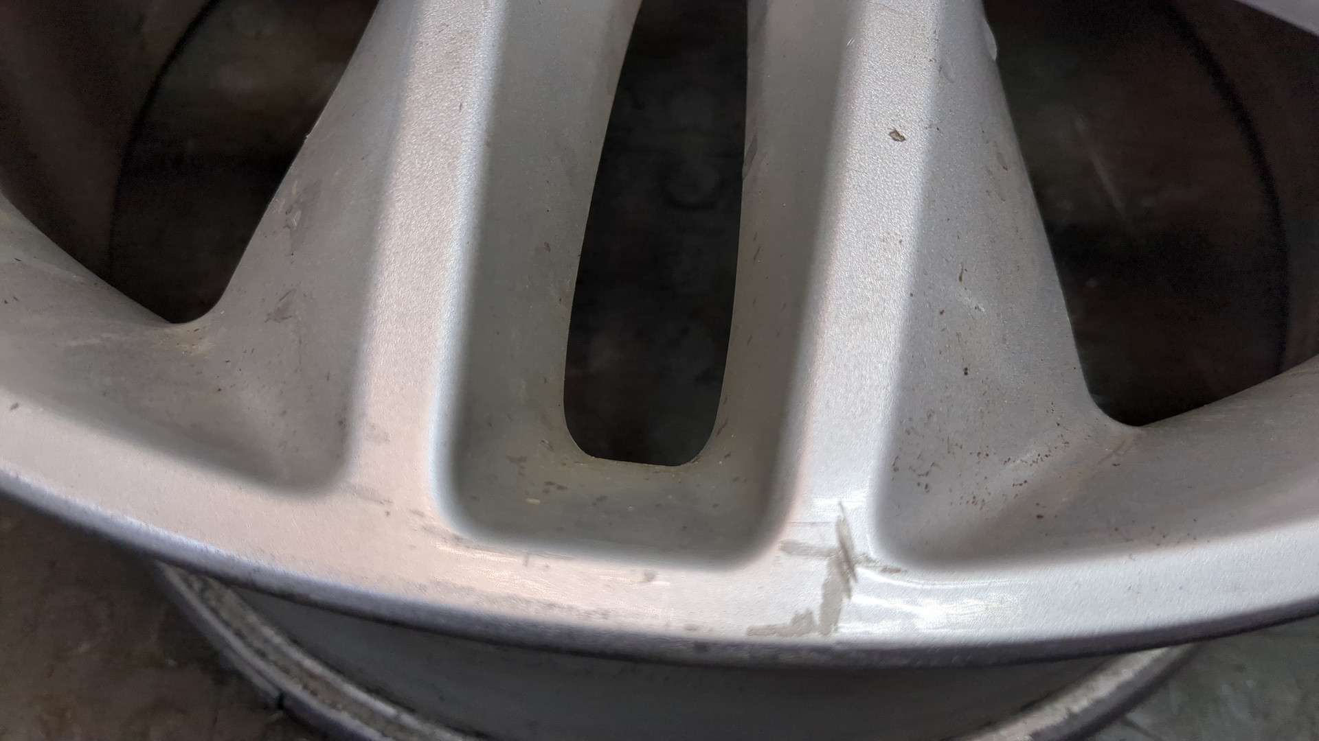 Диск колесный литой легкий сплав