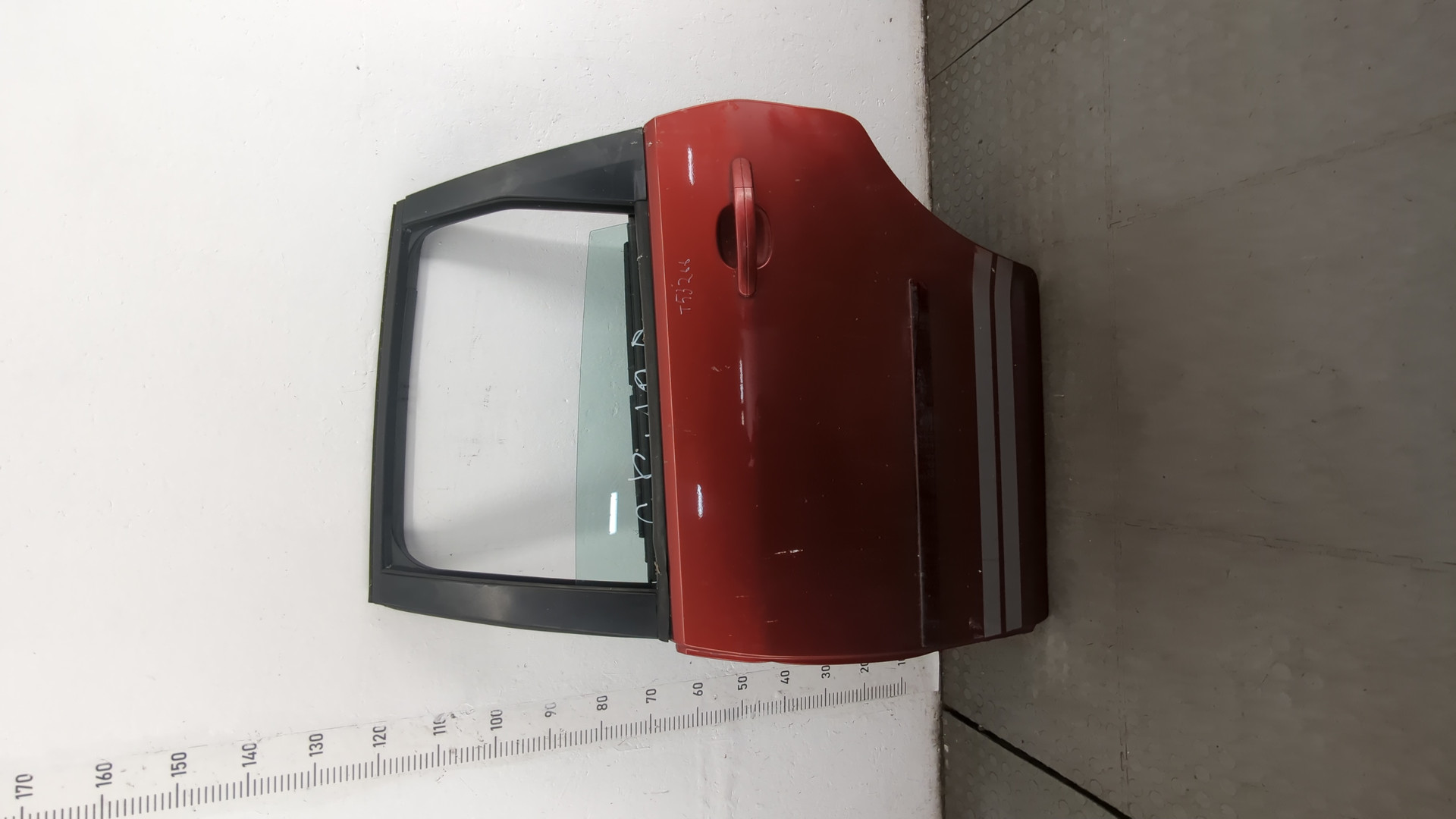 Дверь задняя левая