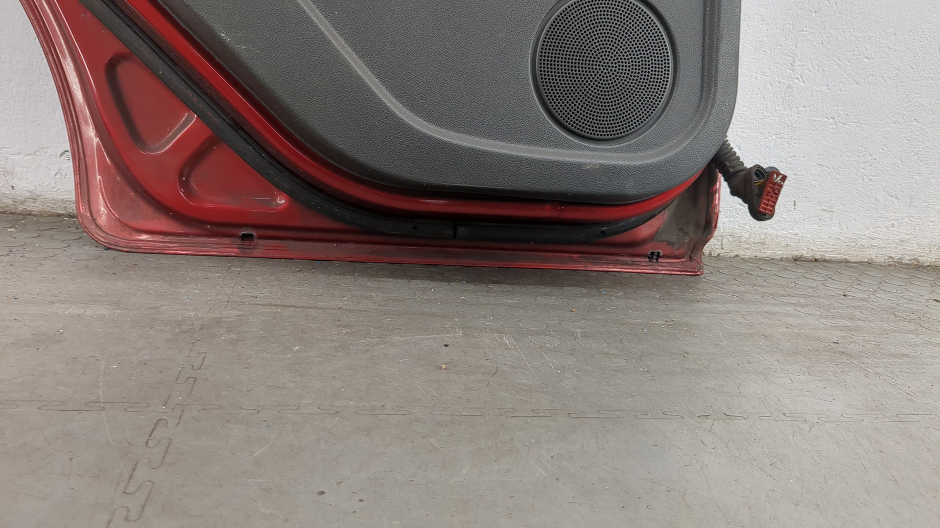 Дверь задняя левая