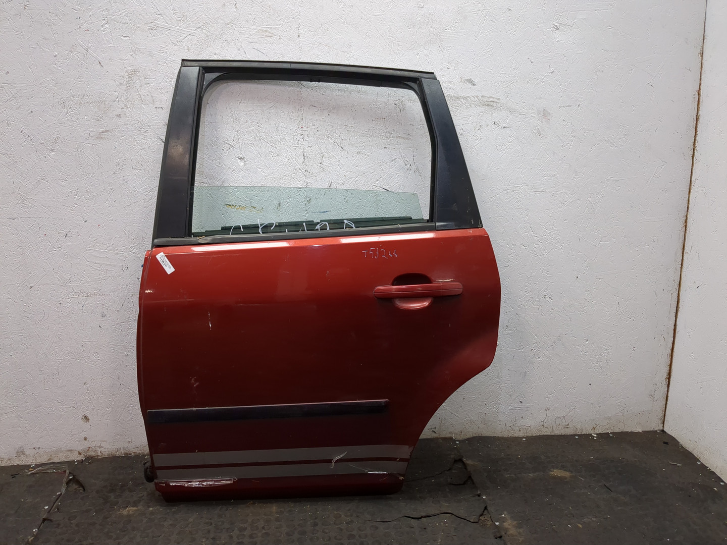 Дверь задняя левая