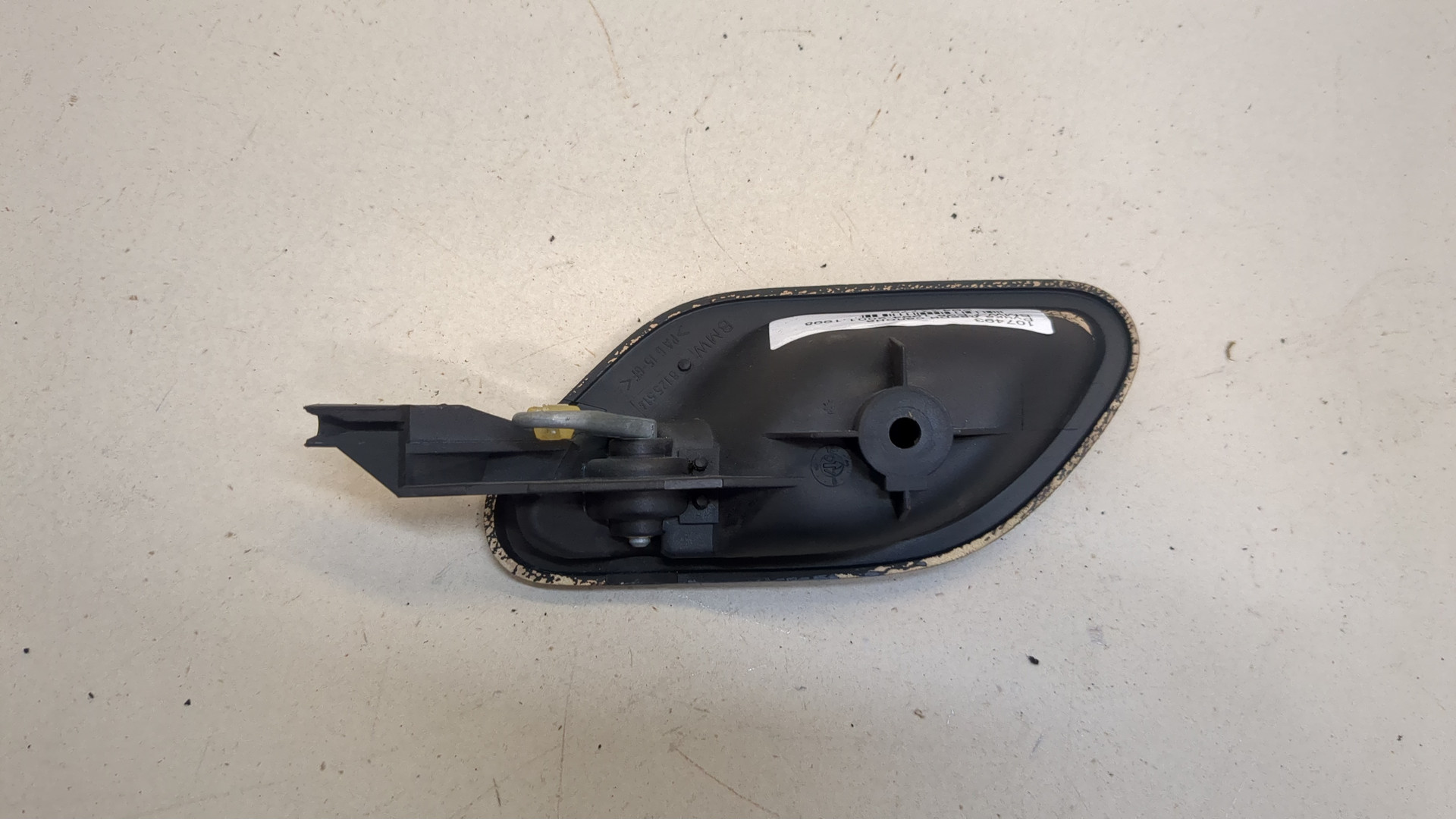 Ручка двери передней внутренняя правая