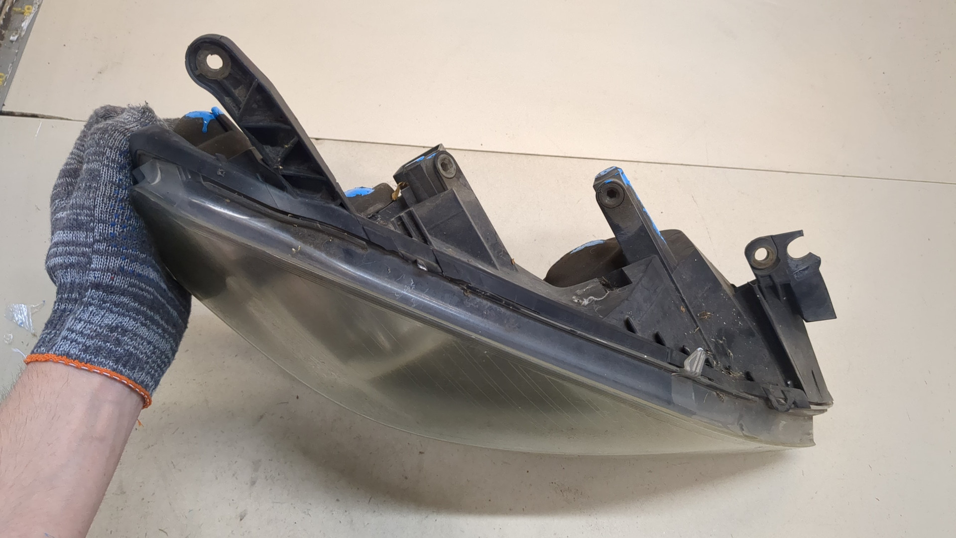 Фара правая