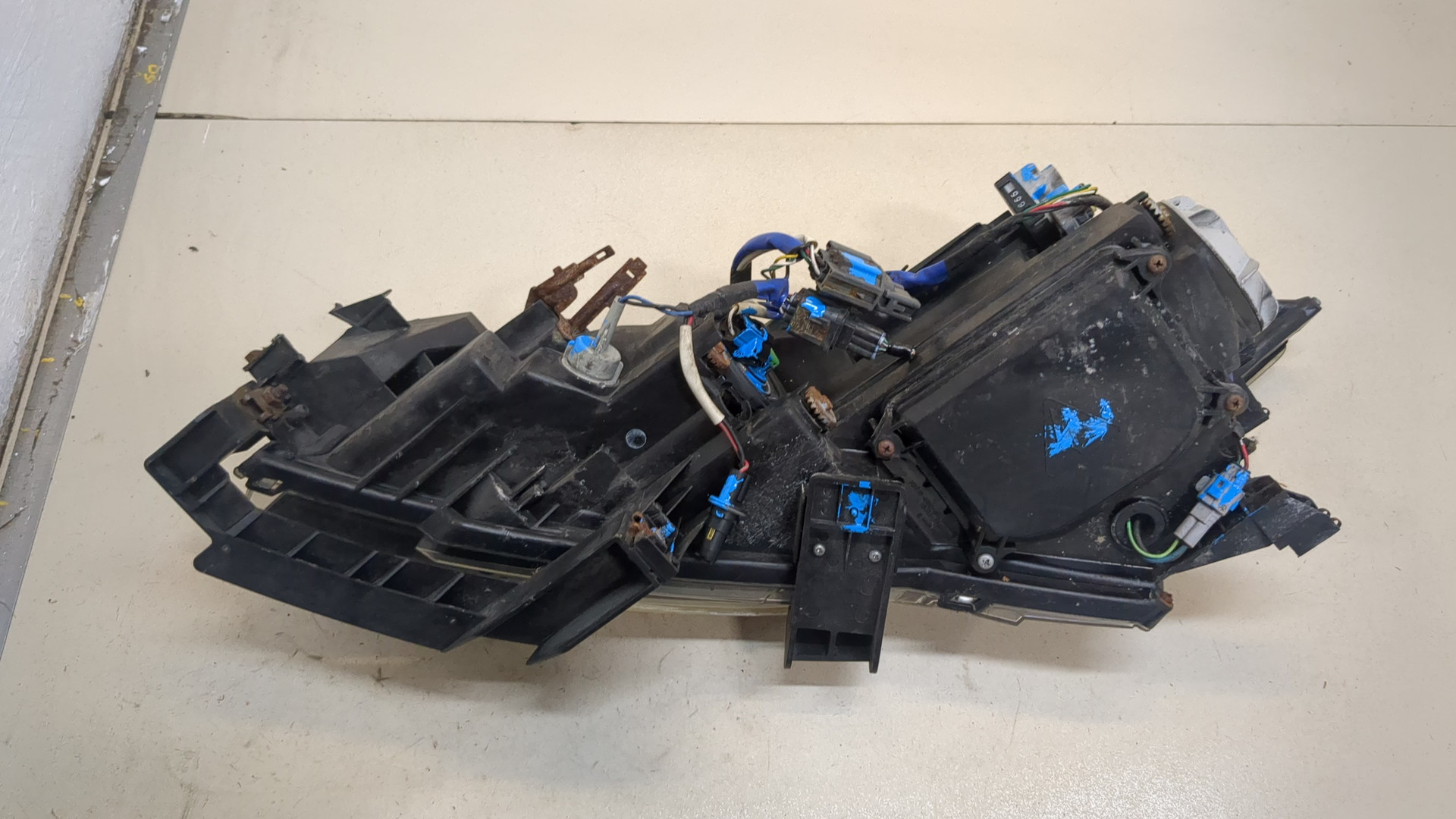 Фара правая