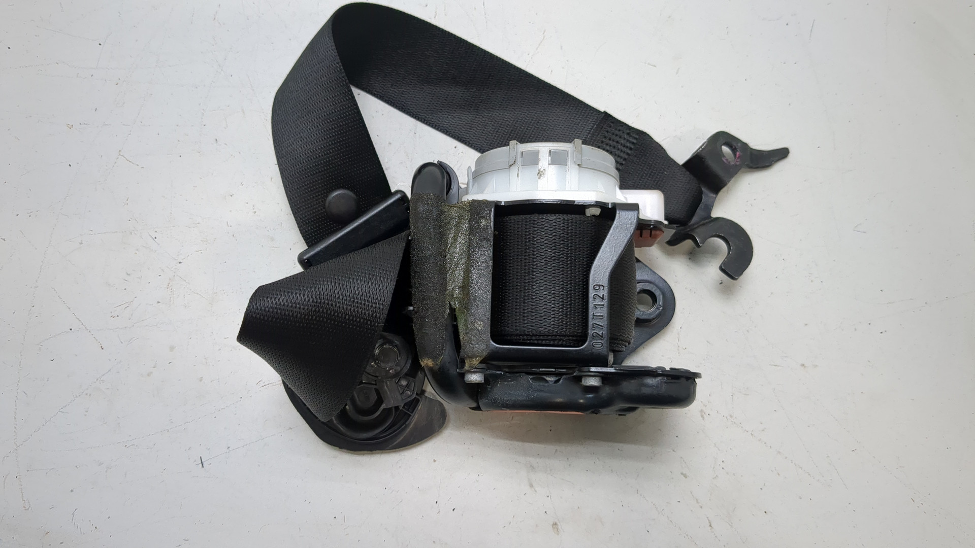 Ремень безопасности