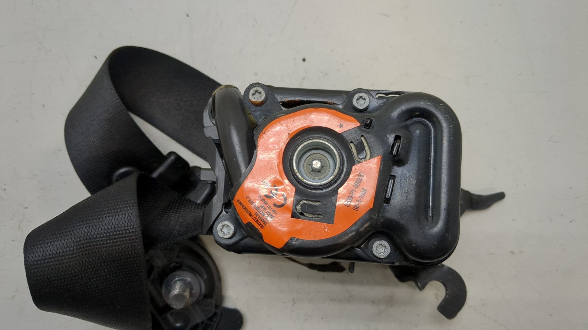 Ремень безопасности