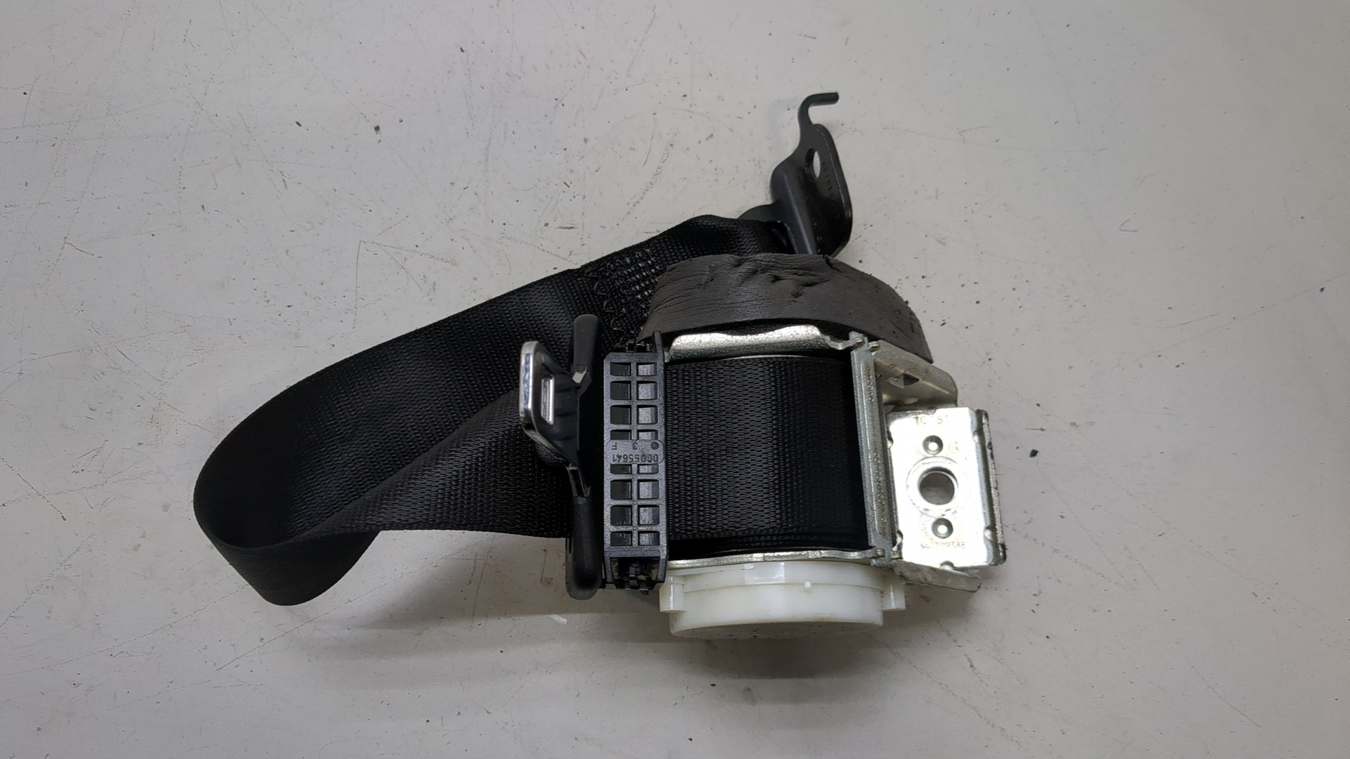 Ремень безопасности