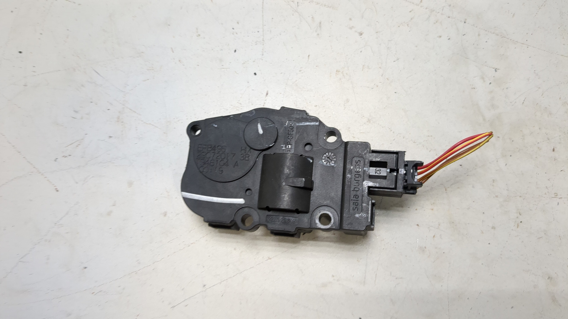 Моторчик заслонки печки