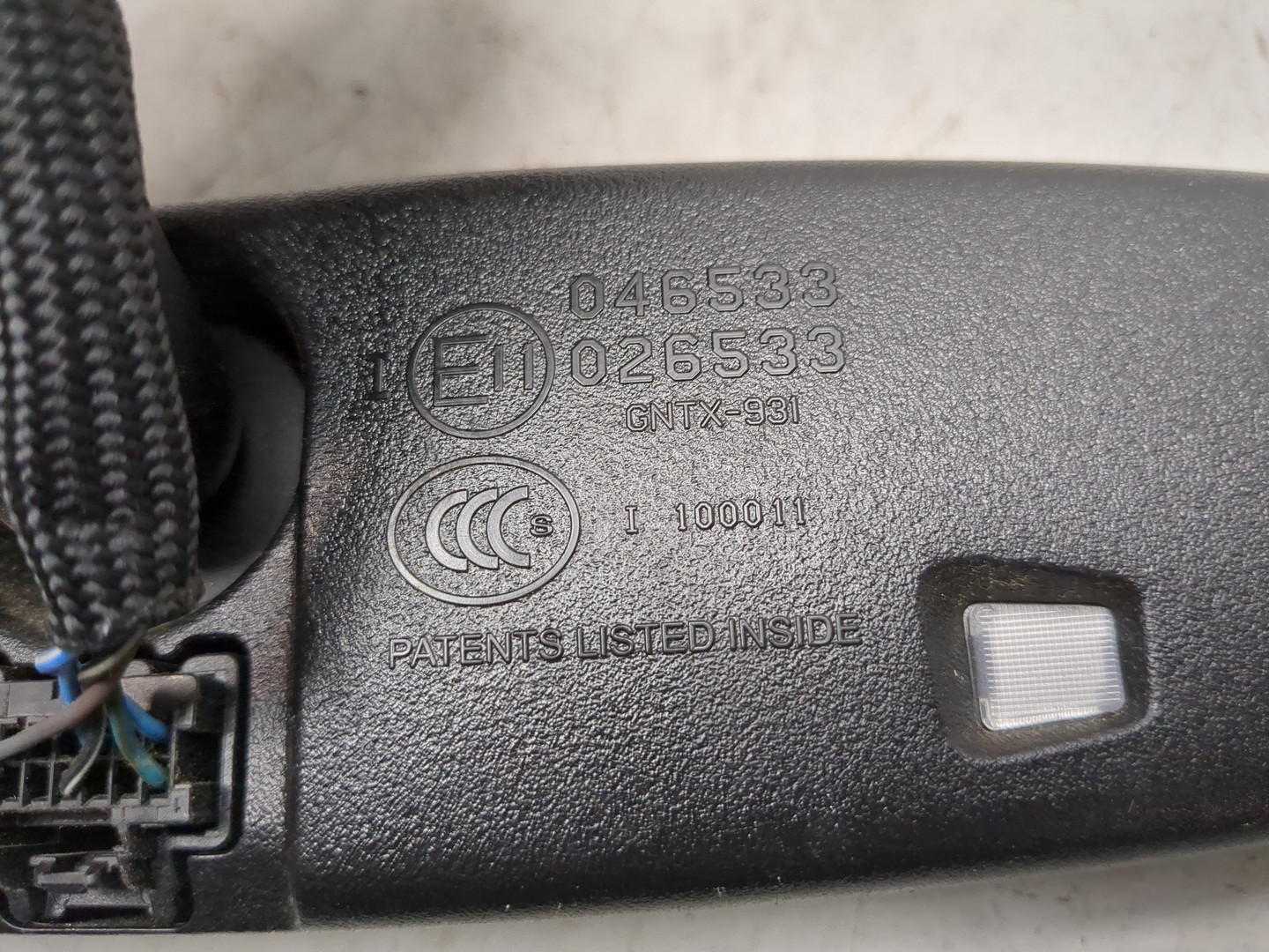 Зеркало заднего вида