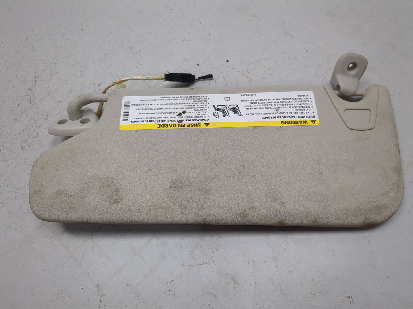 Козырек солнцезащитный