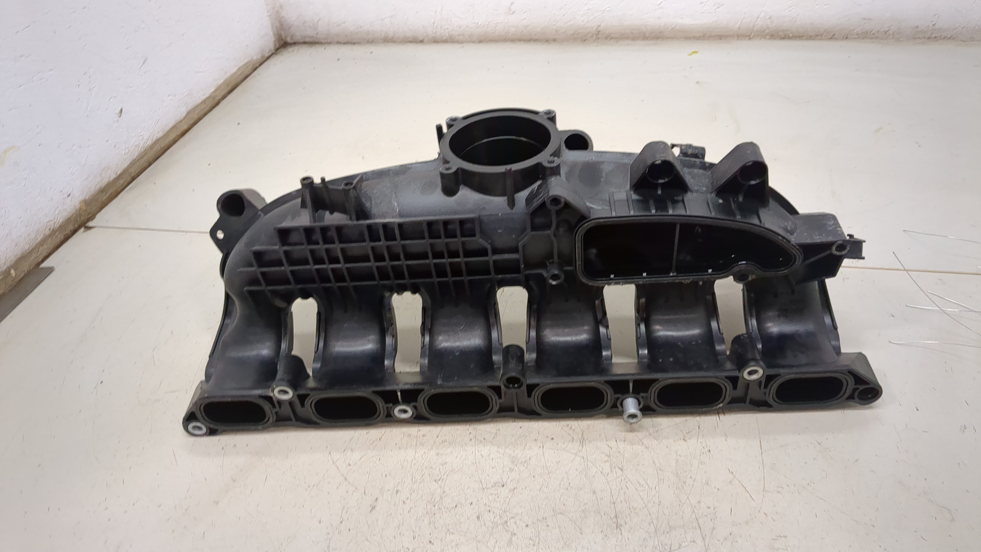 Коллектор впускной