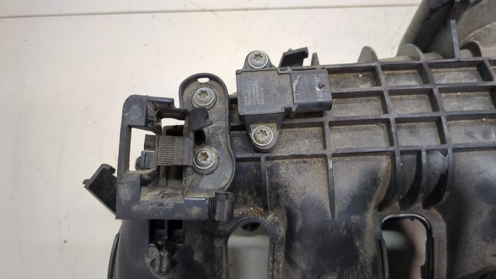 Коллектор впускной