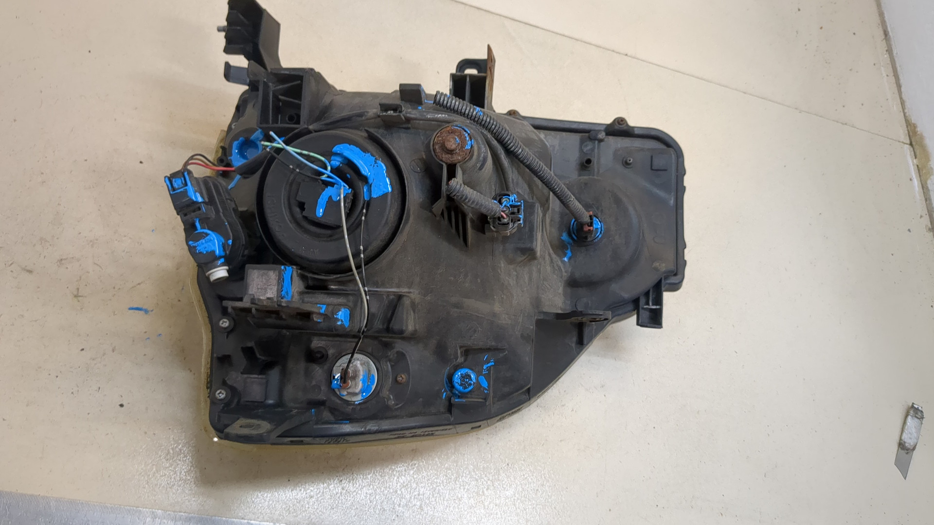 Фара правая