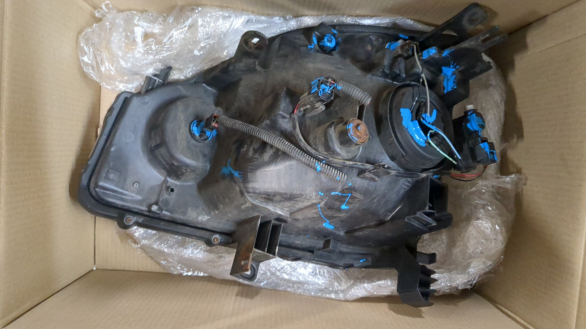 Фара правая