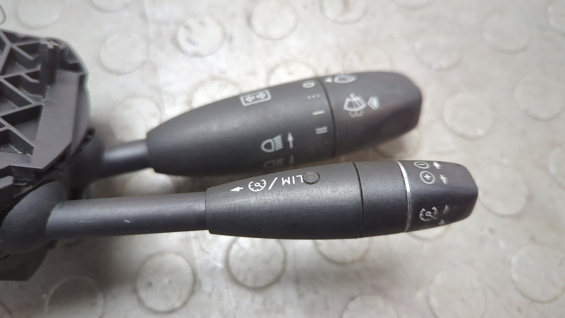 Переключатель подрулевой