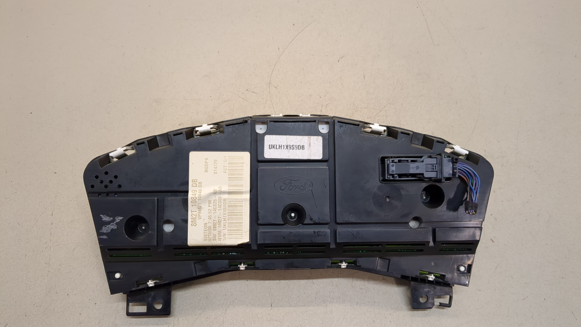 Панель приборов