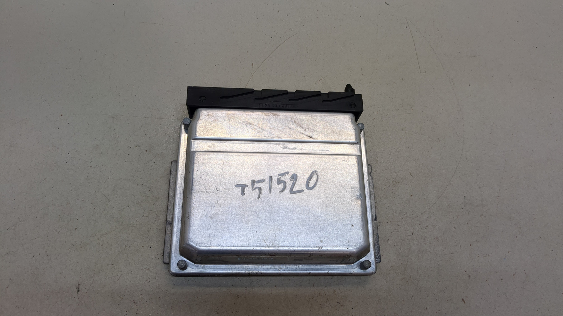 Блок управления двигателем