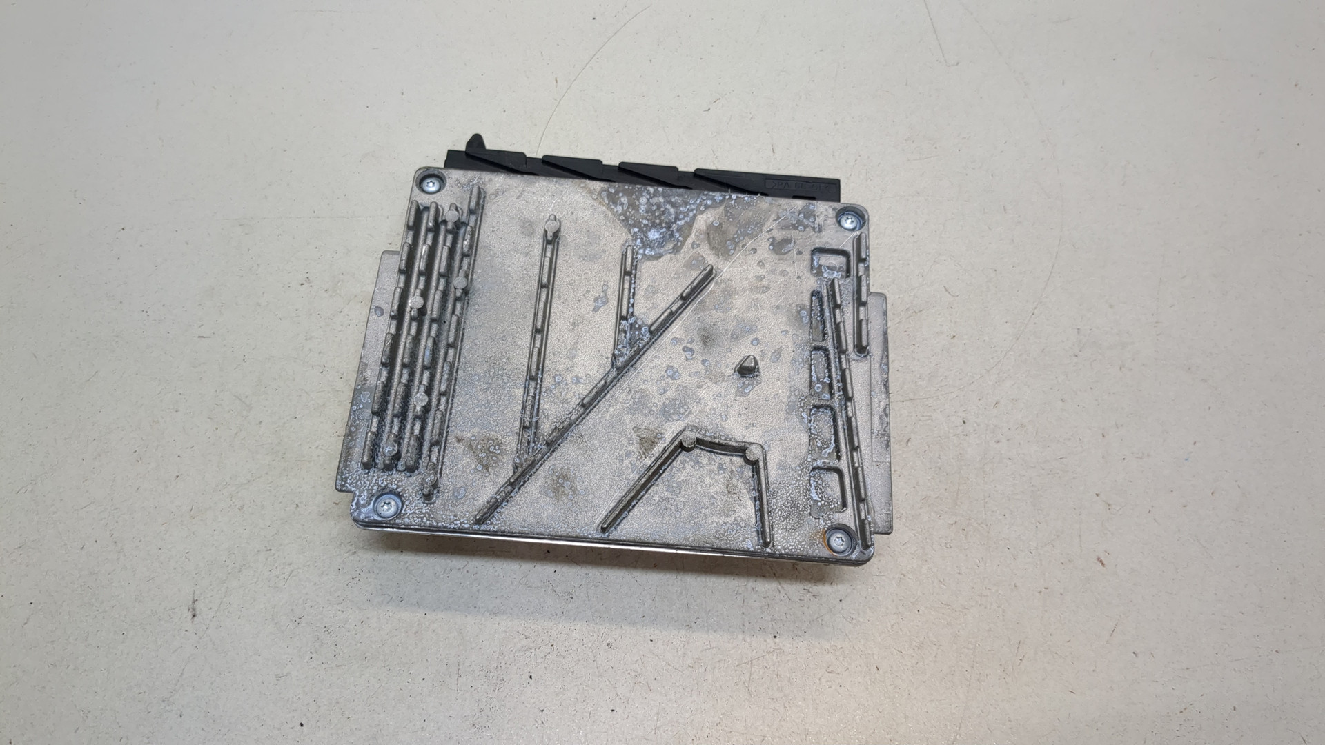 Блок управления двигателем