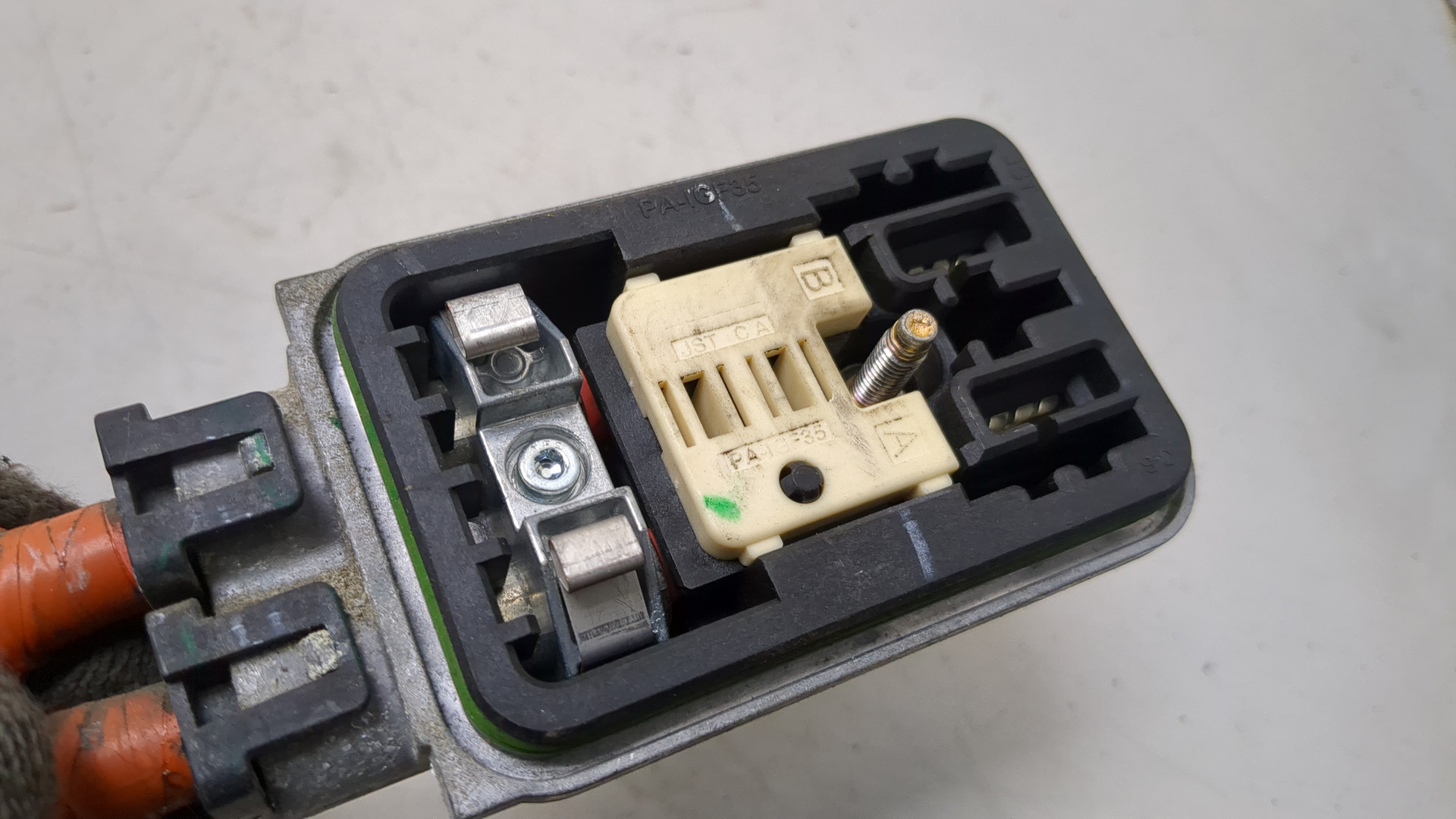 Провод высокого напряжения