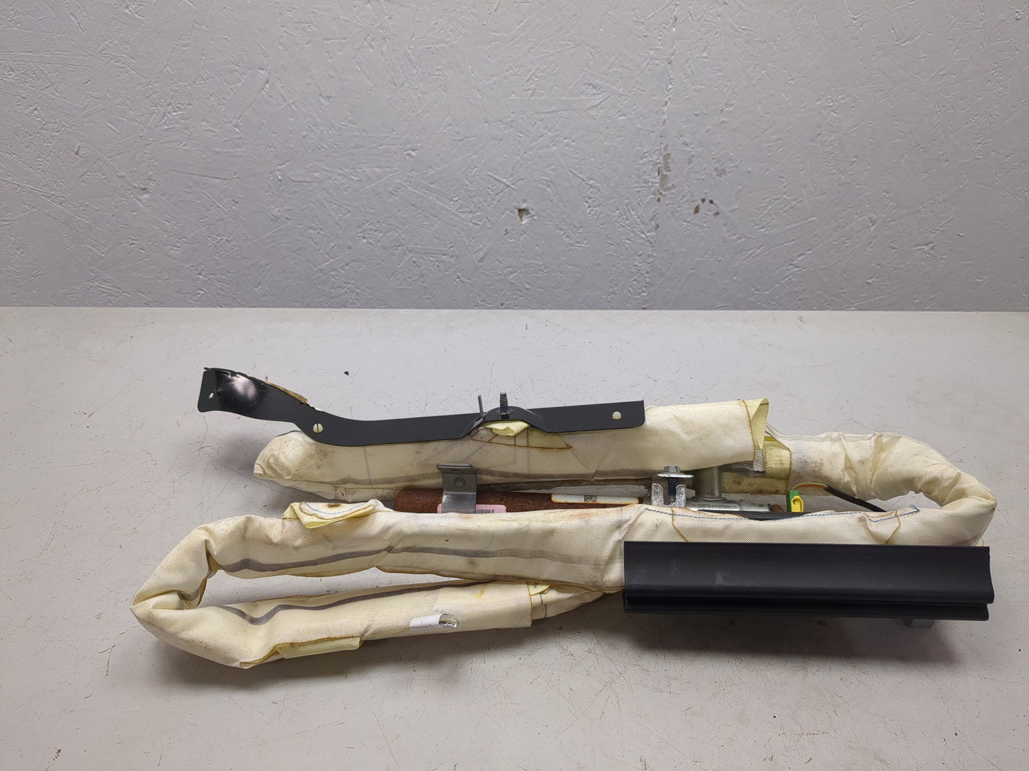 Подушка безопасности боковая (шторка)