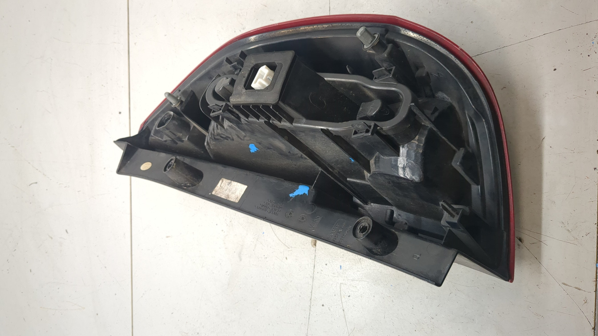 Фонарь задний левый