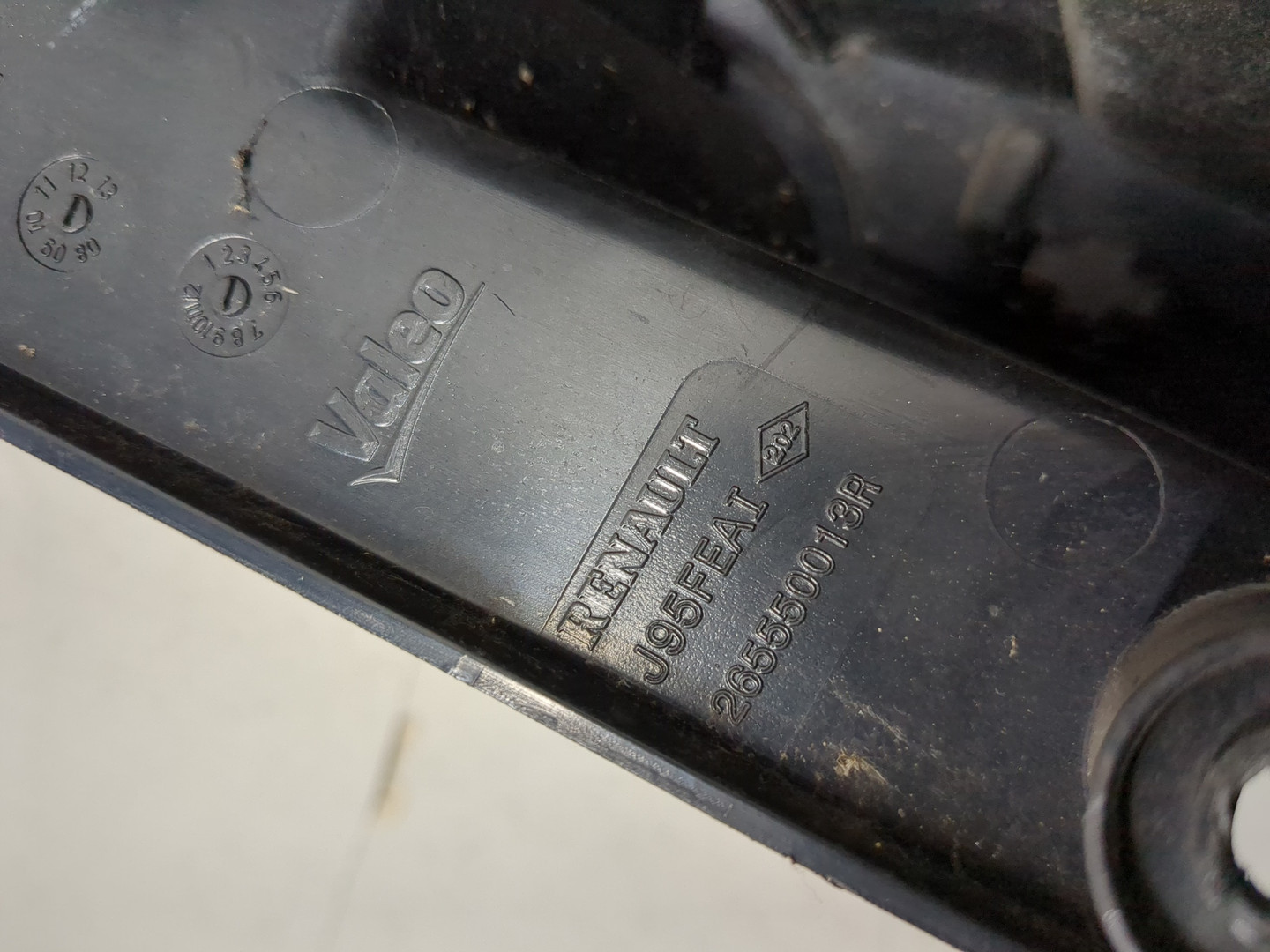 Фонарь задний левый