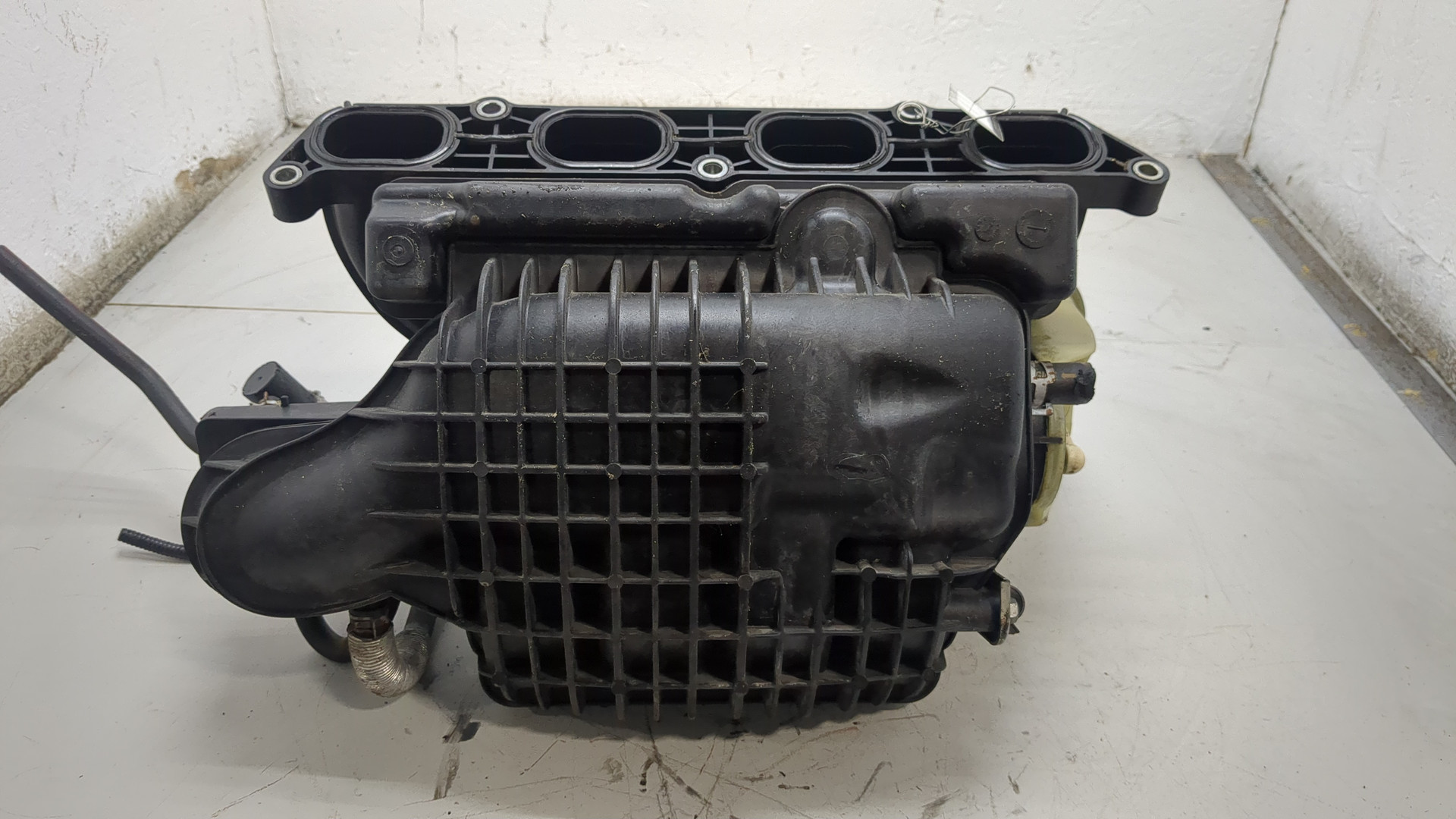 Коллектор впускной