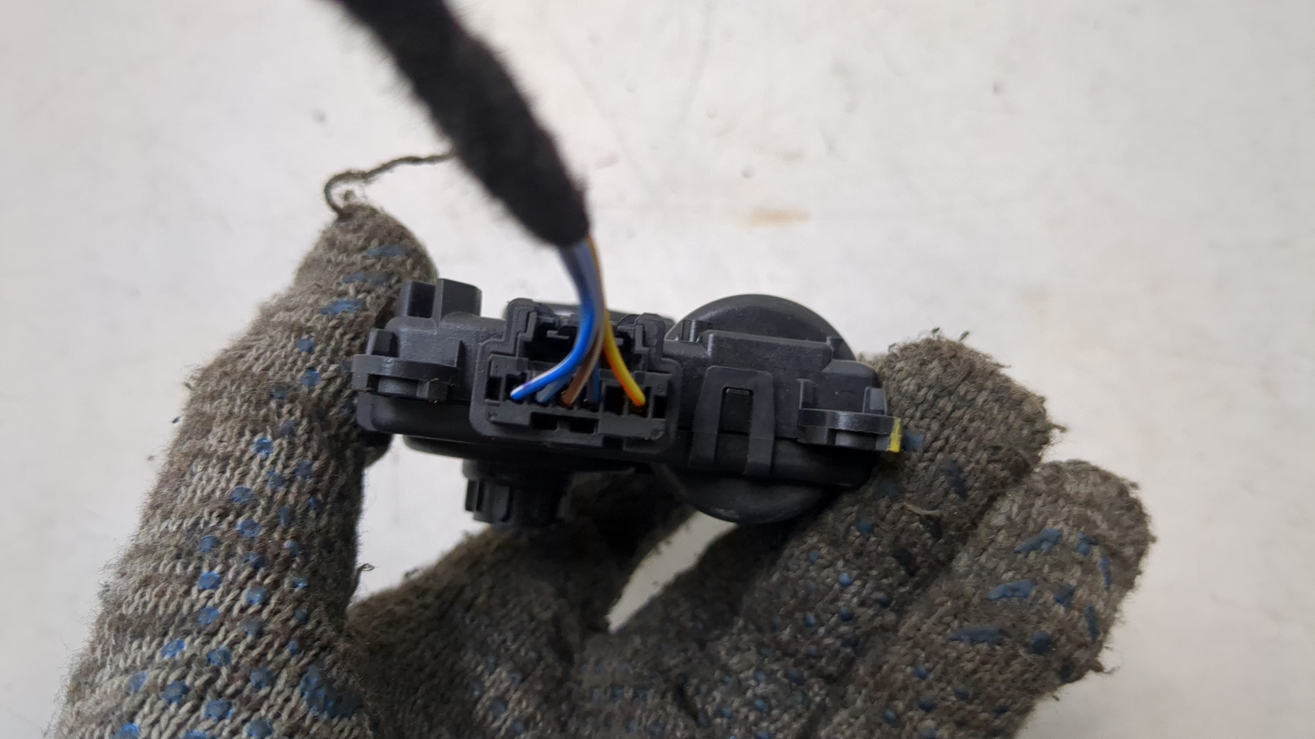 Моторчик заслонки печки