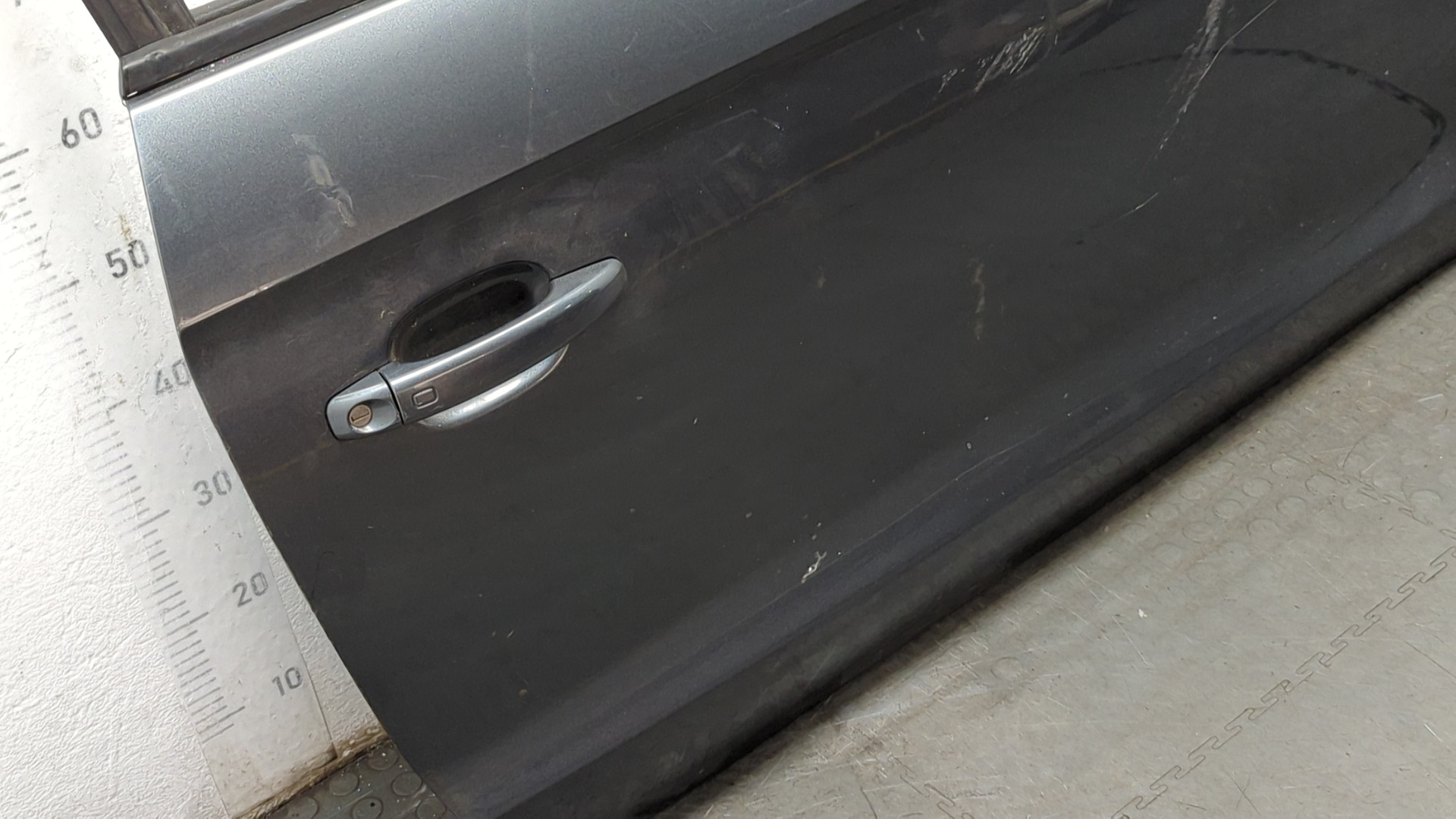 Дверь передняя правая