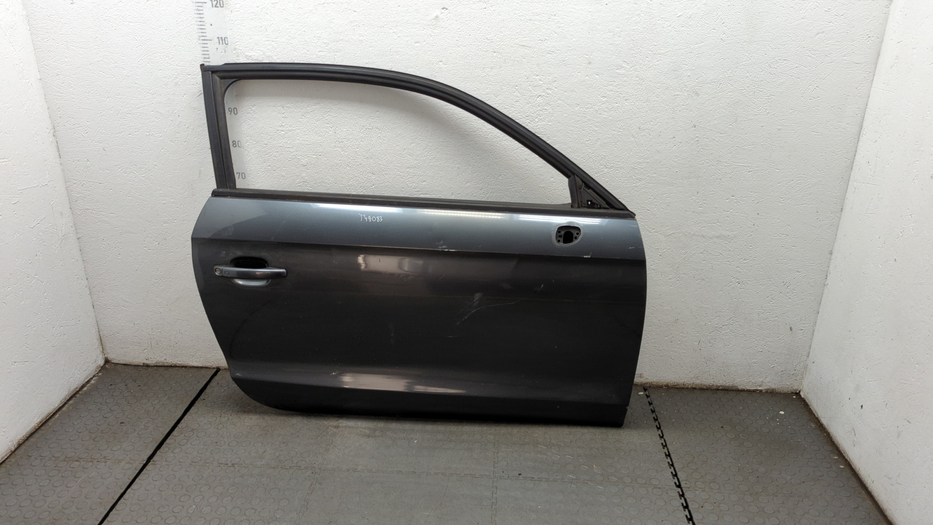 Дверь передняя правая