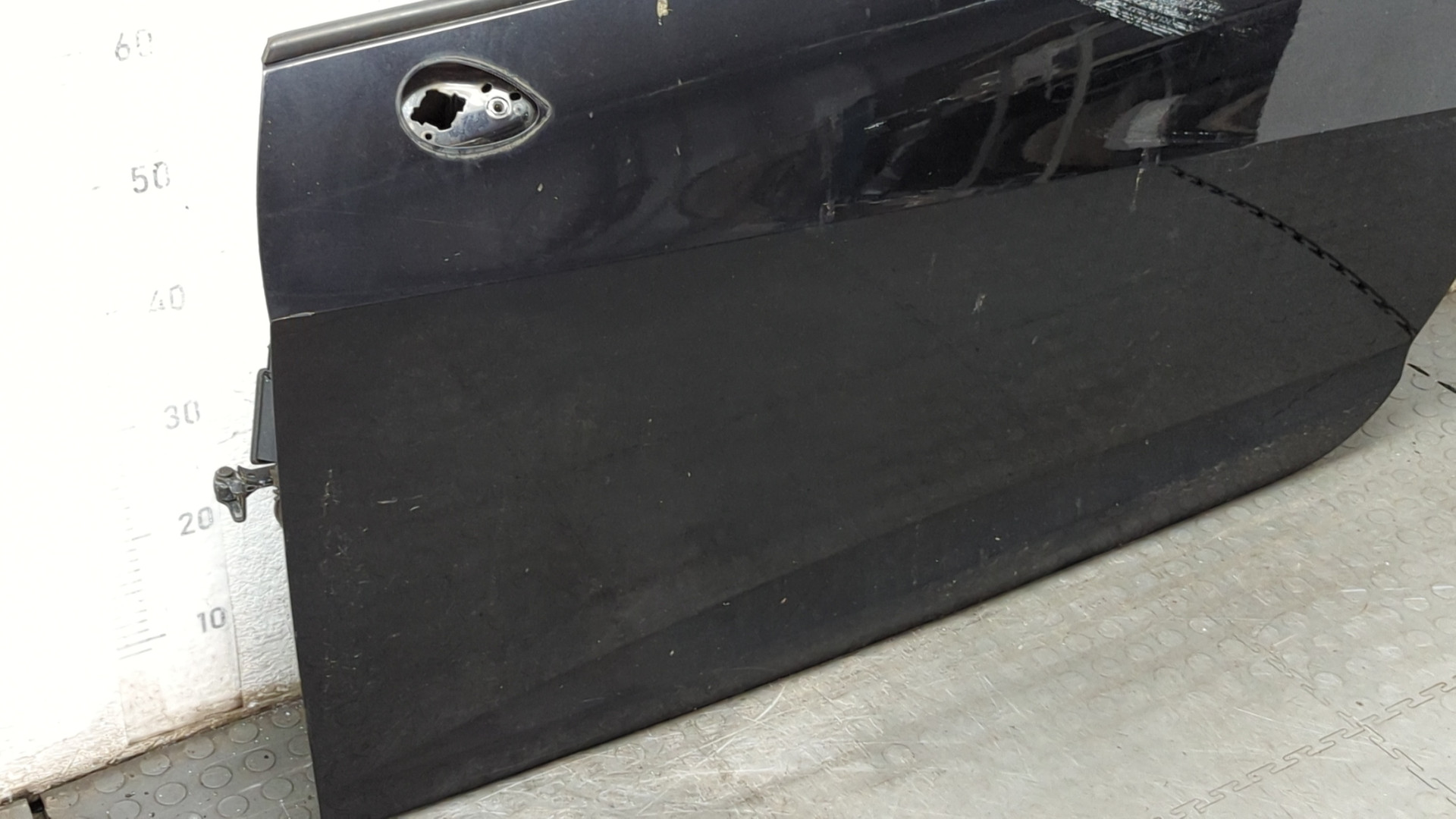 Дверь передняя левая