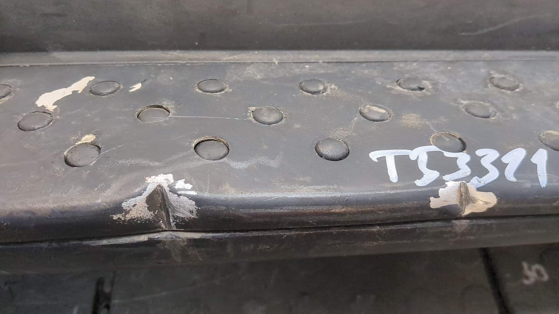 Подножка правая